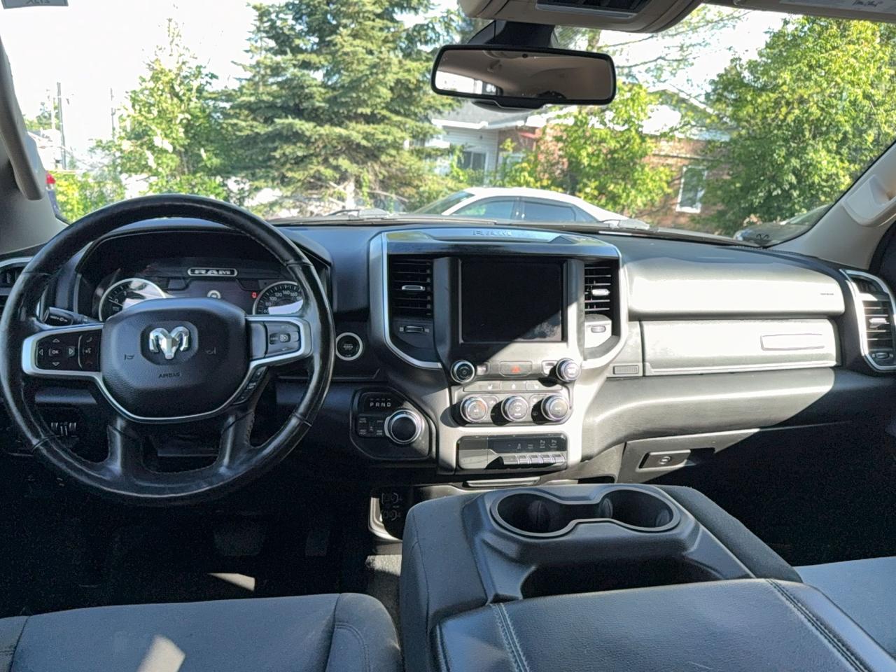 2019 RAM 1500 BIG HORN-5.7L-4X4-HEATED SEATS/WHEEL-20" RIMS Photo