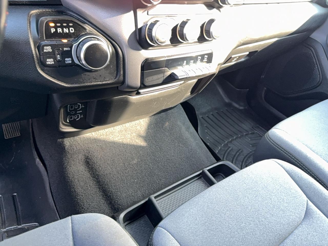 2019 RAM 1500 BIG HORN-5.7L-4X4-HEATED SEATS/WHEEL-20" RIMS Photo