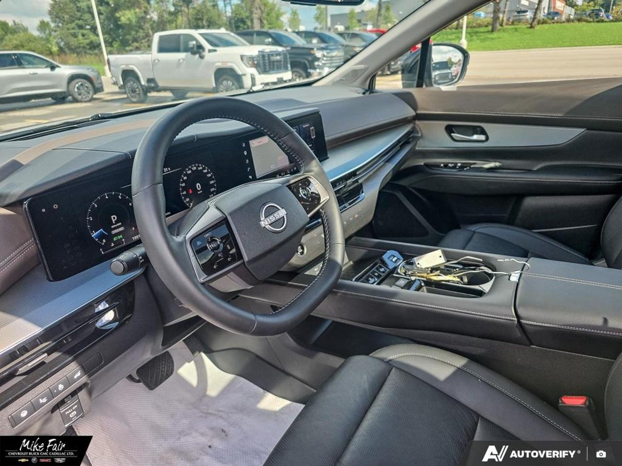 2025 Nissan Murano AWD PLATINUM Photo
