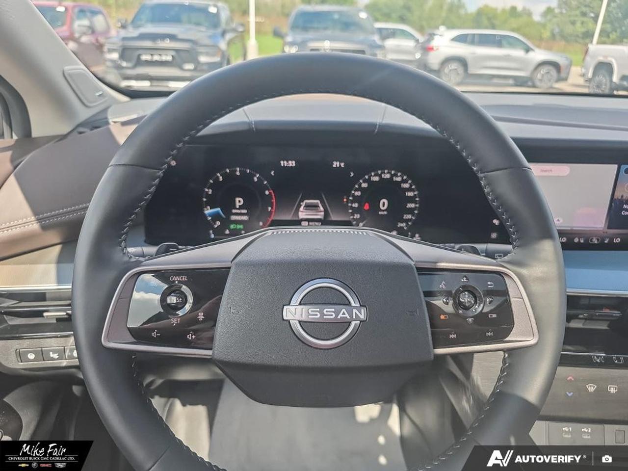 2025 Nissan Murano AWD PLATINUM Photo