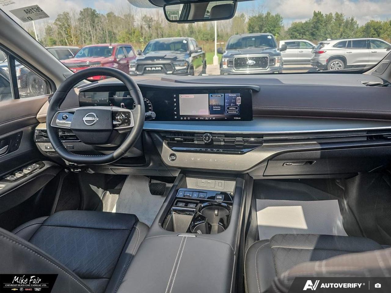 2025 Nissan Murano AWD PLATINUM Photo