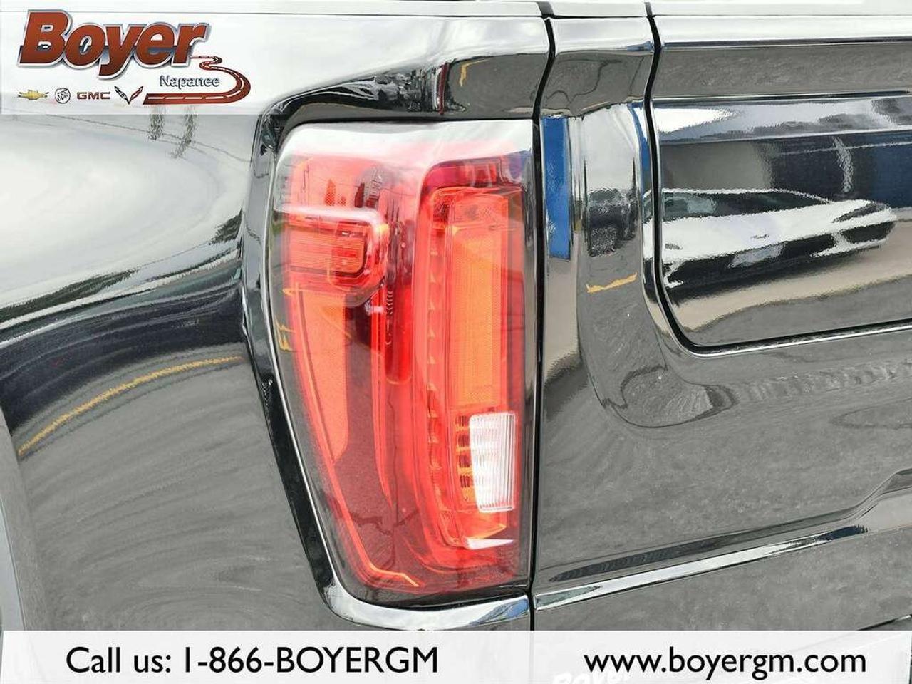2025 GMC Sierra 1500 Crew Cab Short Box 4-Wheel Drive AT4 Photo