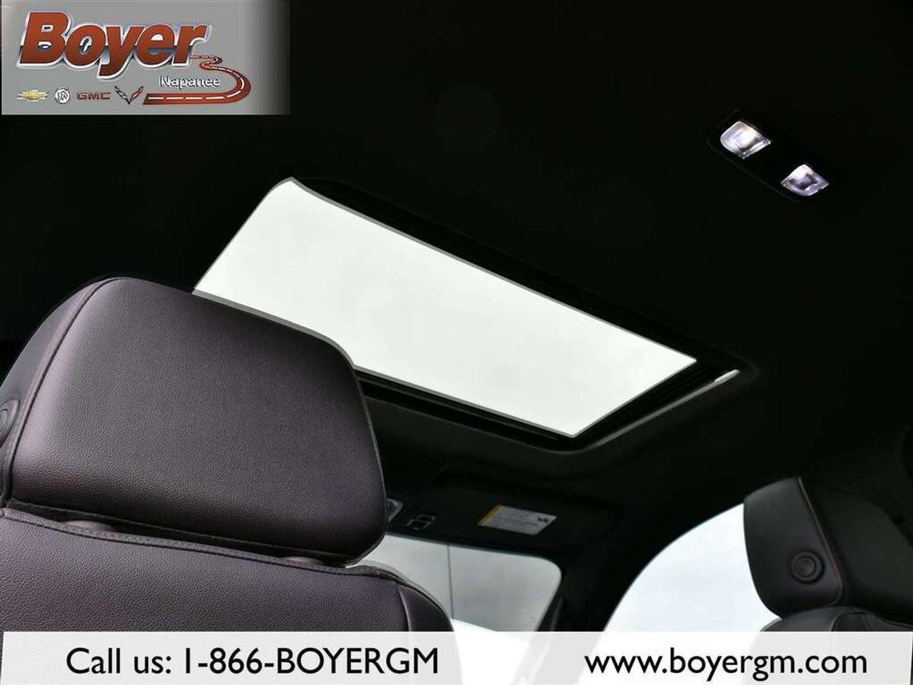 2025 GMC Sierra 1500 Crew Cab Short Box 4-Wheel Drive AT4 Photo