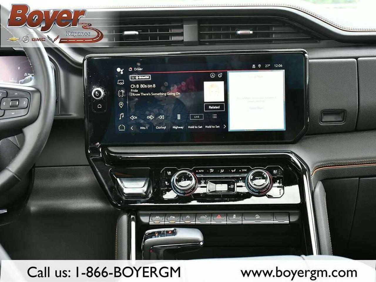 2025 GMC Sierra 1500 Crew Cab Short Box 4-Wheel Drive AT4 Photo