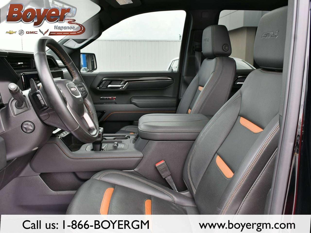 2025 GMC Sierra 1500 Crew Cab Short Box 4-Wheel Drive AT4 Photo