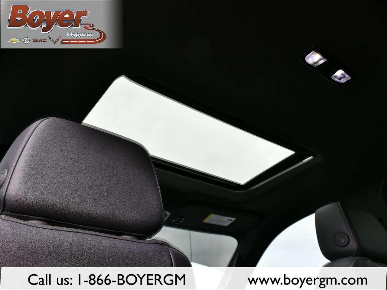 2025 GMC Sierra 1500 Crew Cab Short Box 4-Wheel Drive AT4 Photo