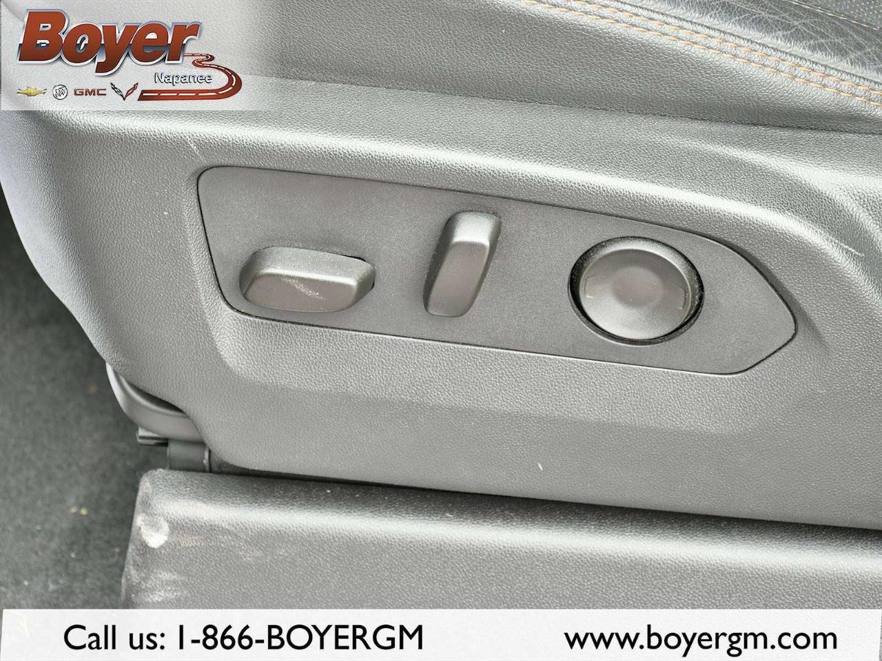 2025 GMC Sierra 1500 Crew Cab Short Box 4-Wheel Drive AT4 Photo