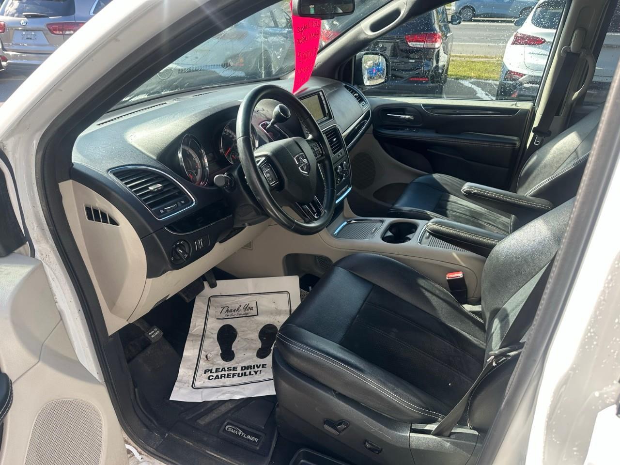 2018 Dodge Grand Caravan CVP/SXT Photo