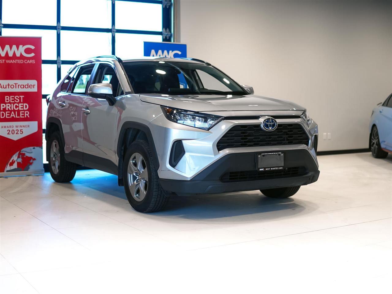 2023 Toyota RAV4 Hybrid HYBRID LE AWD | TOYOTA SERVICED | NO ACCIDENTS Photo3