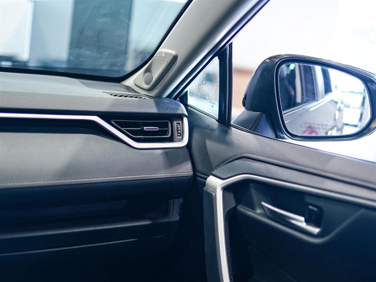 2019 Toyota RAV4 Hybrid HYBRID LIMITED AWD | NO ACCIDENTS Photo