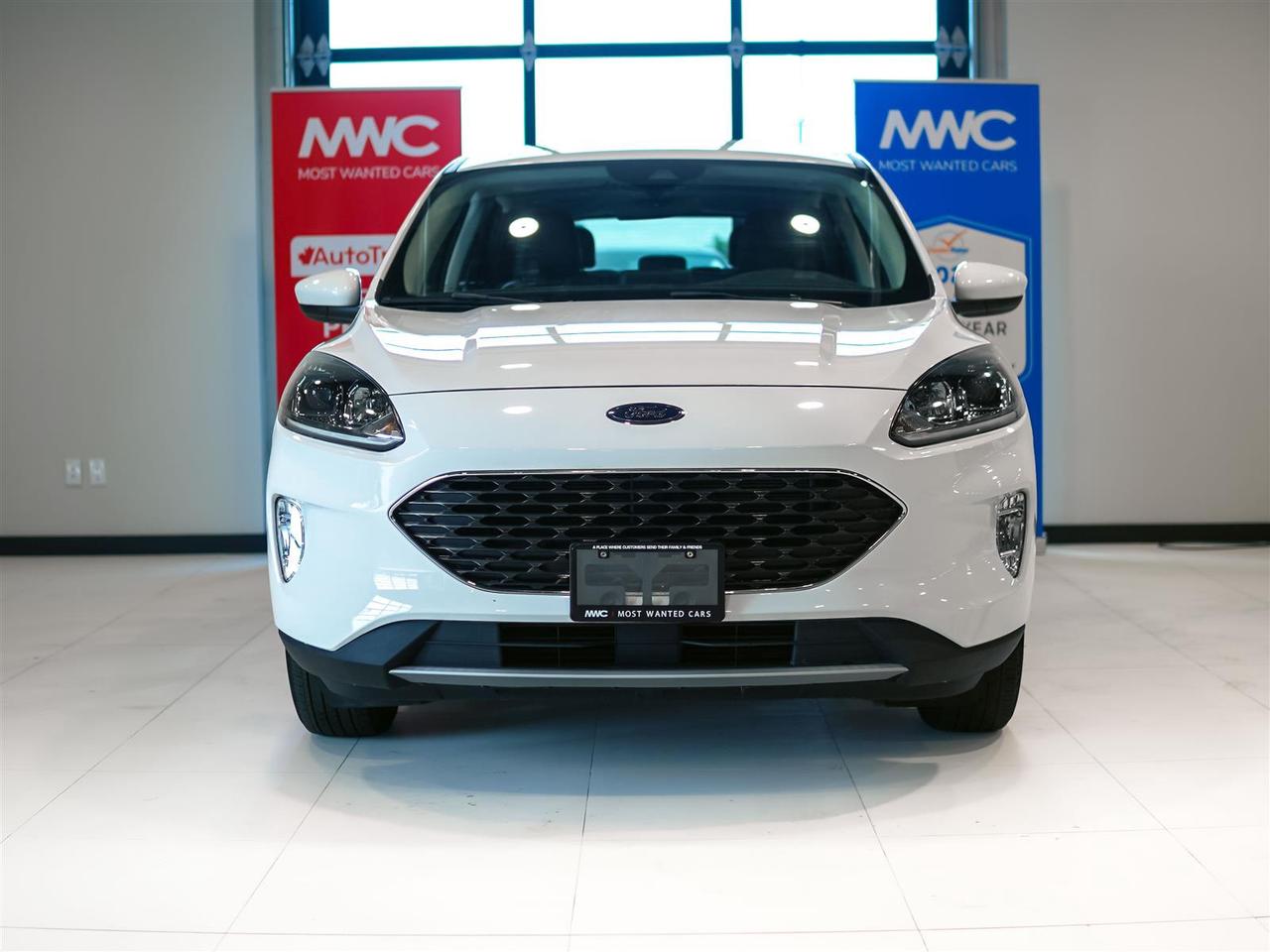 2022 Ford Escape SEL AWD | LEATHER | FORD SERVICED | NO ACCIDENTS Photo