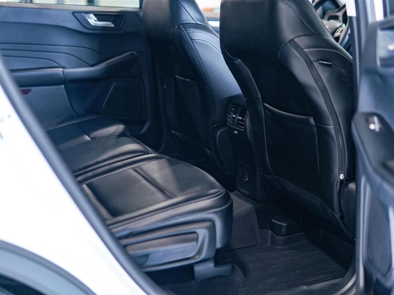 2022 Ford Escape SEL AWD | LEATHER | FORD SERVICED | NO ACCIDENTS Photo