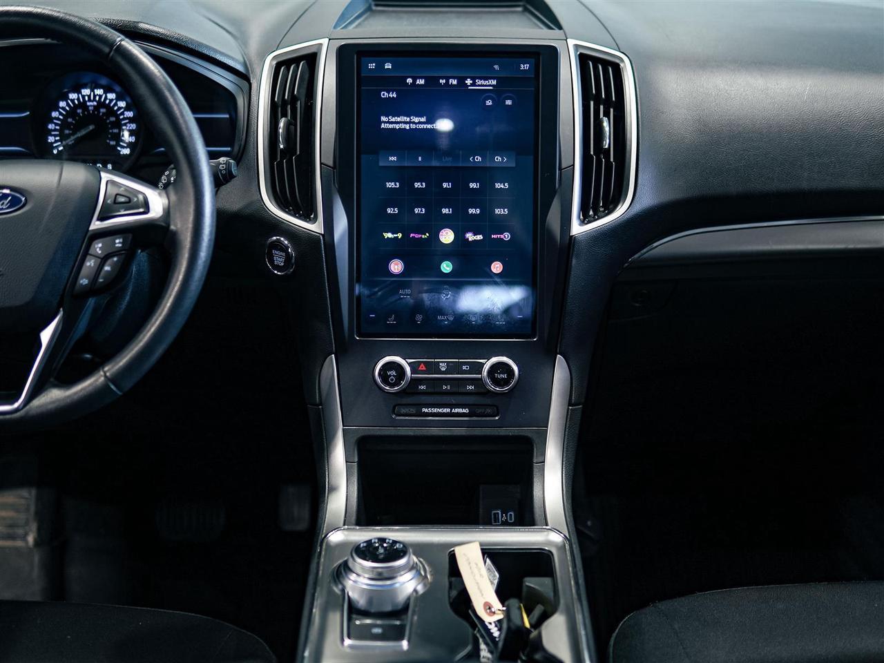 2022 Ford Edge SEL AWD | 12 INCH SCREEN | NO ACCIDENTS Photo