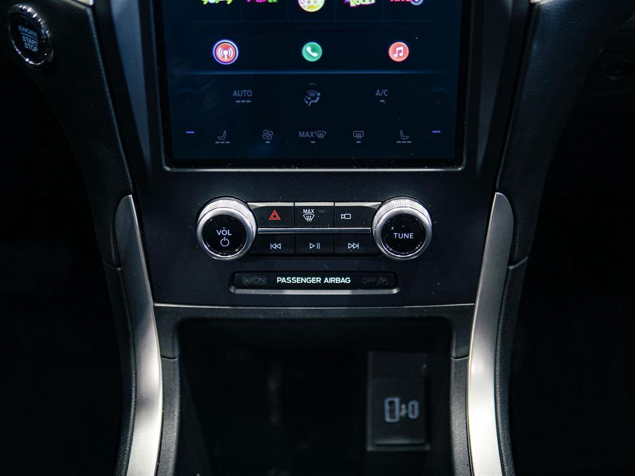 2022 Ford Edge SEL AWD | 12 INCH SCREEN | NO ACCIDENTS Photo
