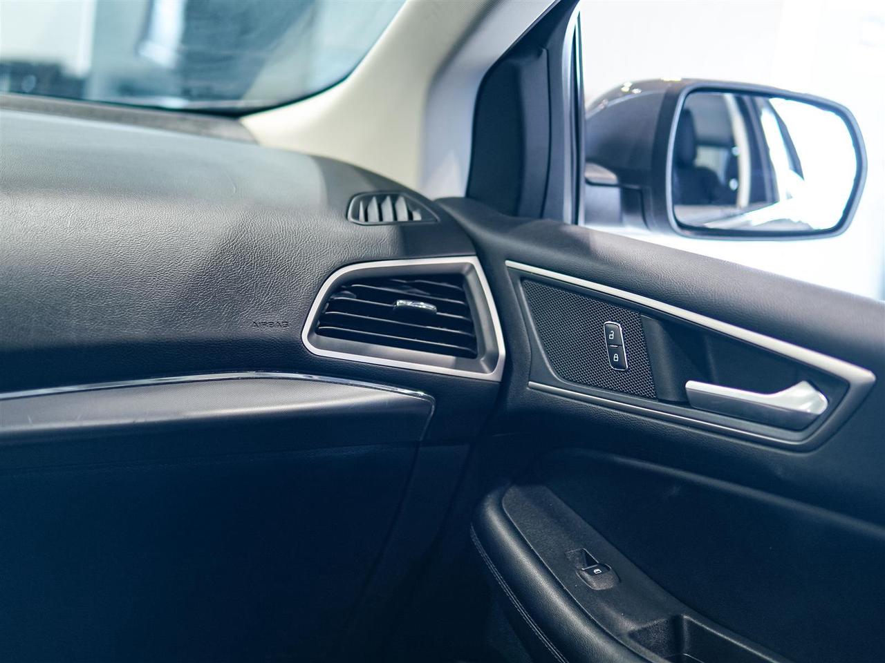 2022 Ford Edge SEL AWD | 12 INCH SCREEN | NO ACCIDENTS Photo