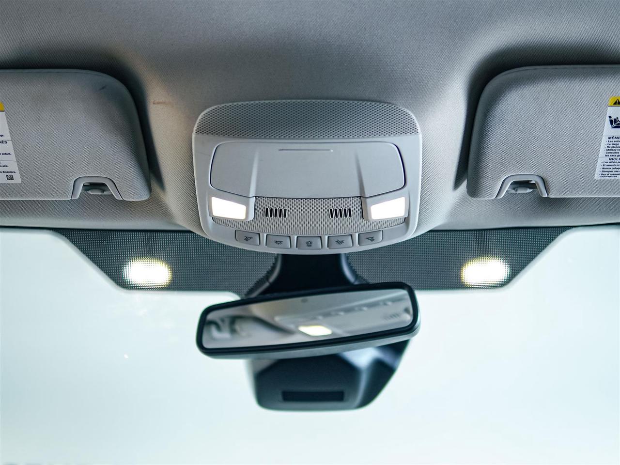 2022 Ford Edge SEL AWD | 12 INCH SCREEN | NO ACCIDENTS Photo