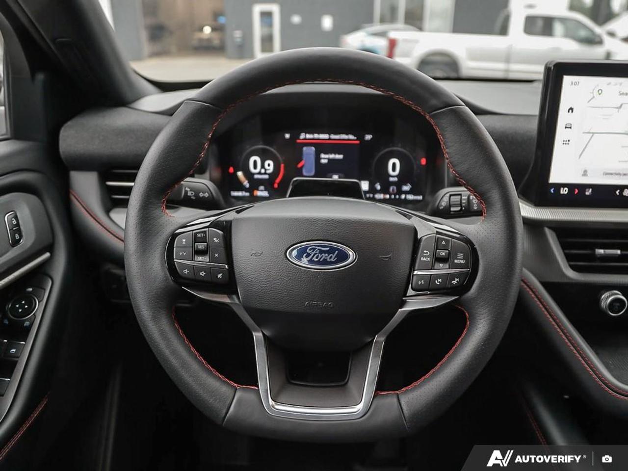 2025 Ford Explorer ST-Line Photo