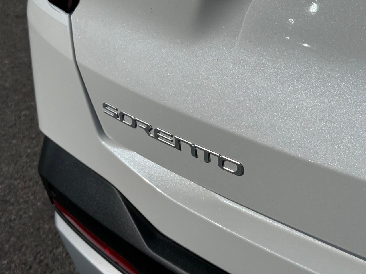 2026 Kia Sorento Hybrid EX AWD Photo