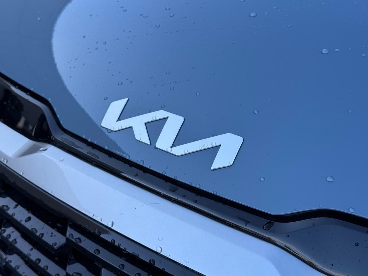 2027 Kia Sportage Hybrid SX AWD w/Black Interior Photo