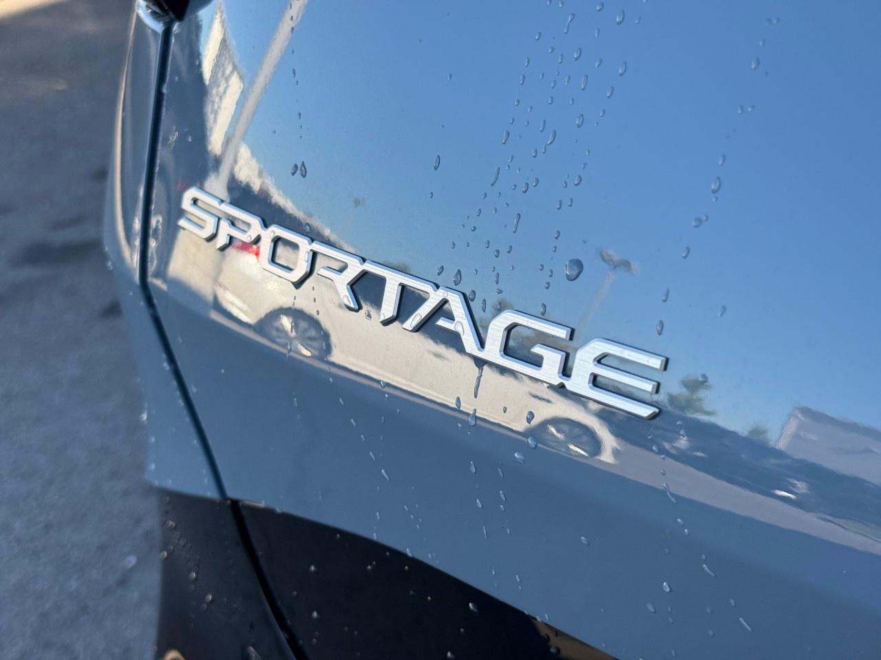 2027 Kia Sportage Hybrid SX AWD w/Black Interior Photo