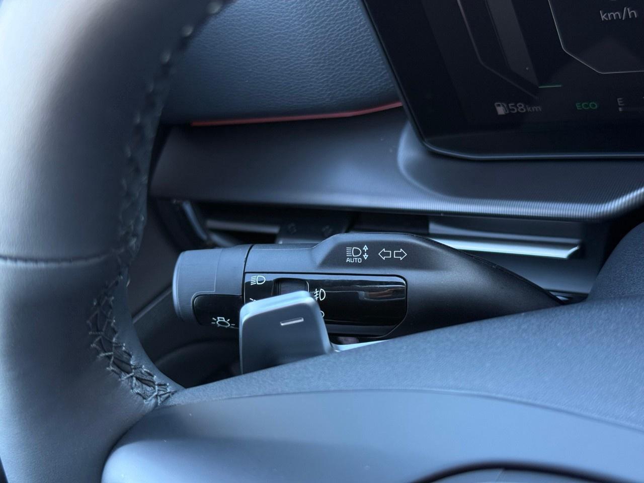 2027 Kia Sportage Hybrid SX AWD w/Black Interior Photo