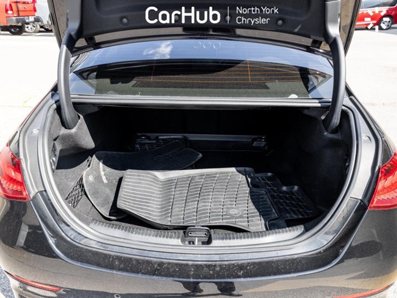 2024 Mercedes-Benz C-Class AMG C 43 Sunroof Burmester Audio Navi 360 Cam Photo