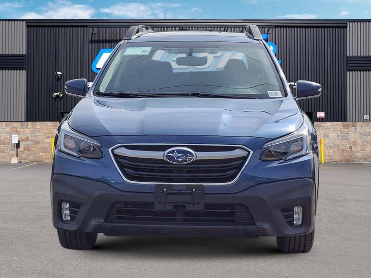 2022 Subaru Outback Touring AWD | Heated Seats | Sunroof | Carplay + Android Auto | Eyesight | Blind Spot Monitor & More Photo