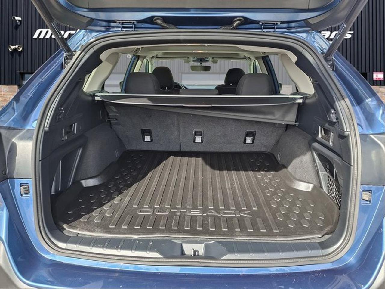 2022 Subaru Outback Touring AWD | Heated Seats | Sunroof | Carplay + Android Auto | Eyesight | Blind Spot Monitor & More Photo