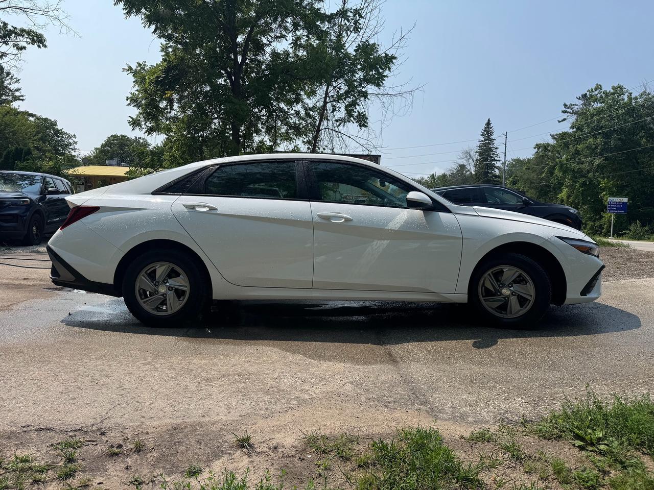 2025 Hyundai Elantra Essential Photo
