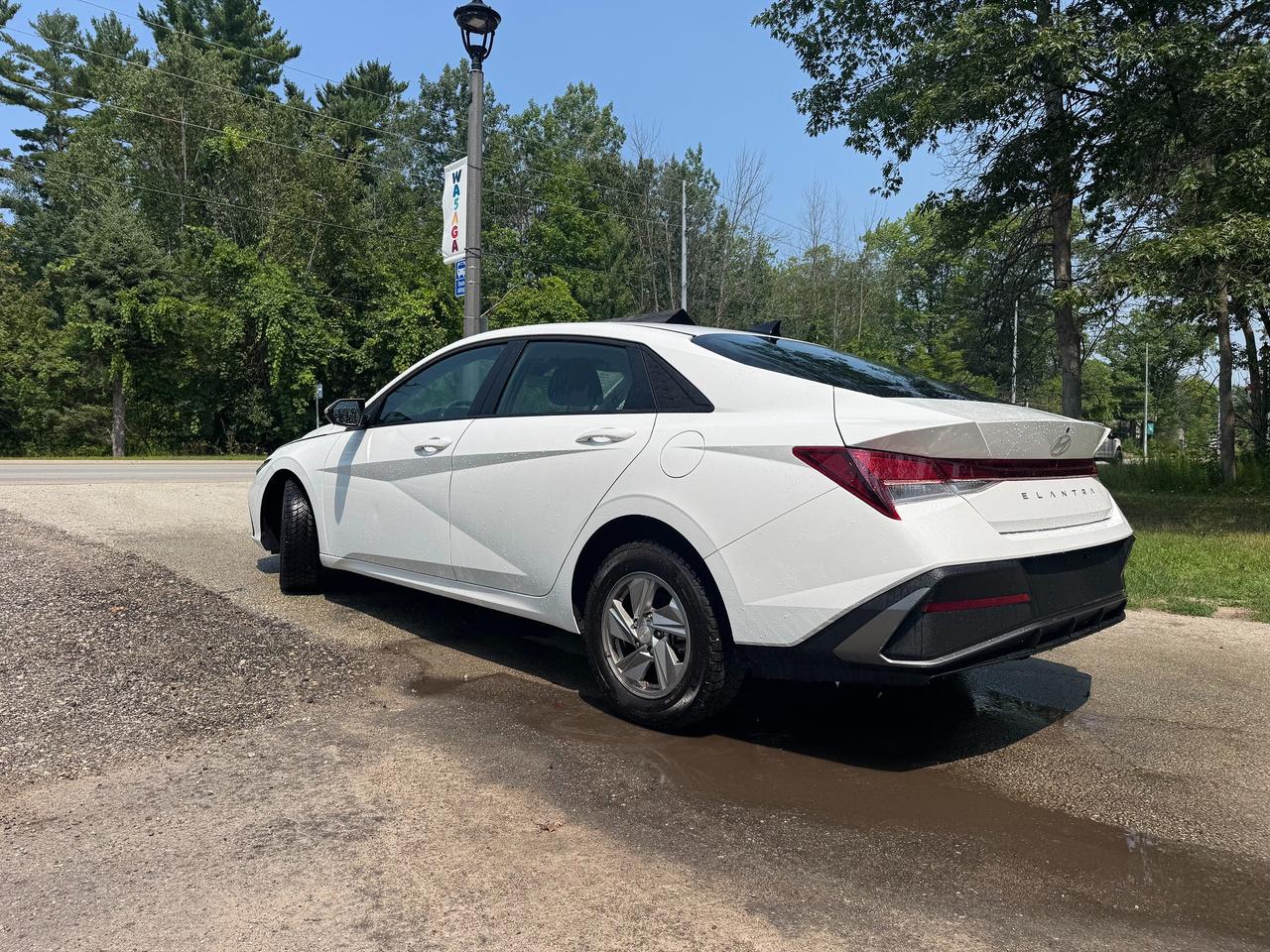 2025 Hyundai Elantra Essential Photo