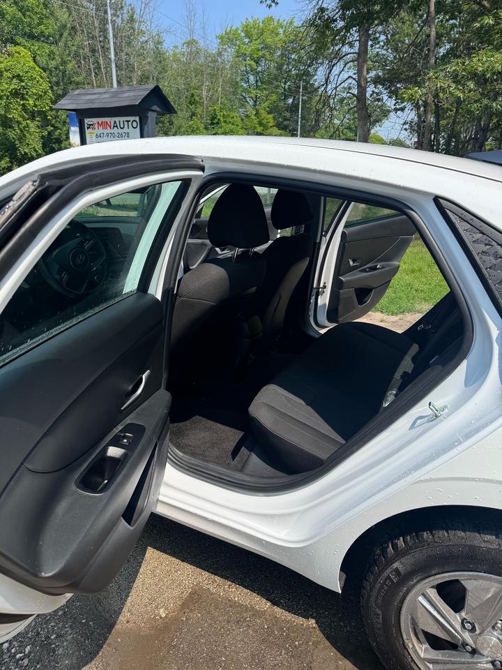 2025 Hyundai Elantra Essential Photo