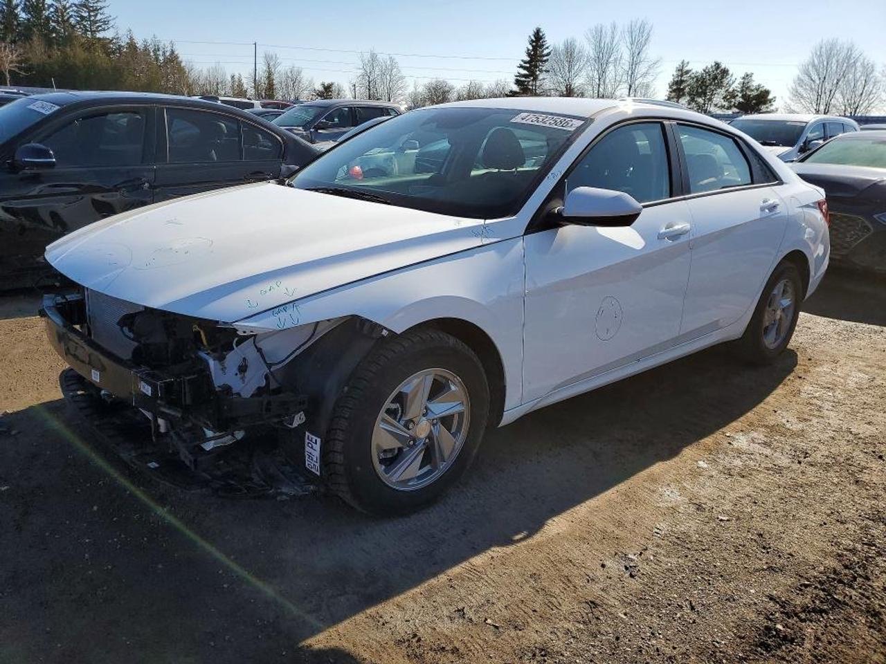 2025 Hyundai Elantra Essential Photo