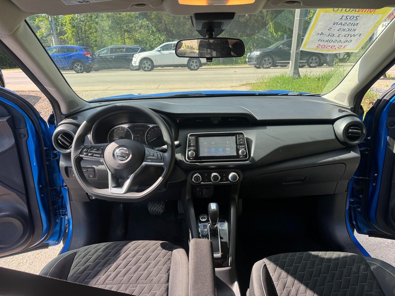 2021 Nissan Kicks S Photo