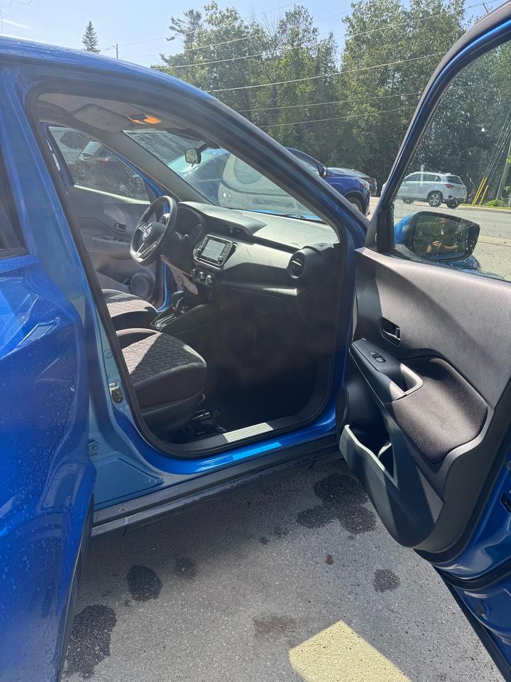 2021 Nissan Kicks S Photo