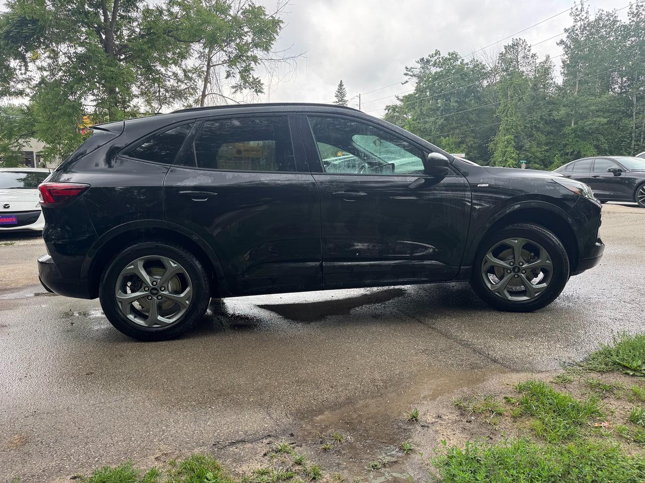 2024 Ford Escape ST-Line Photo