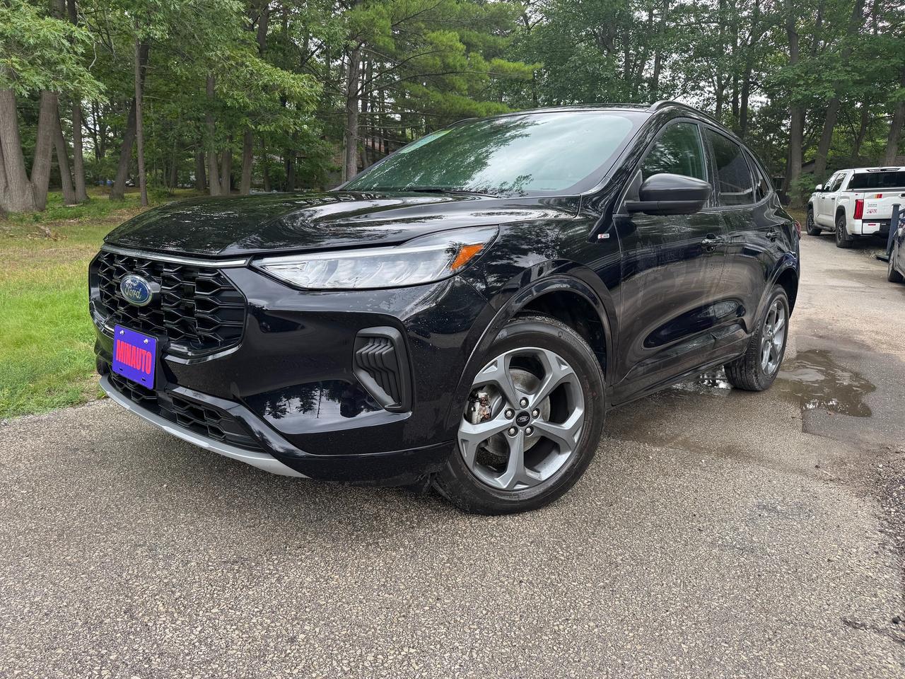 2024 Ford Escape ST-Line Photo2