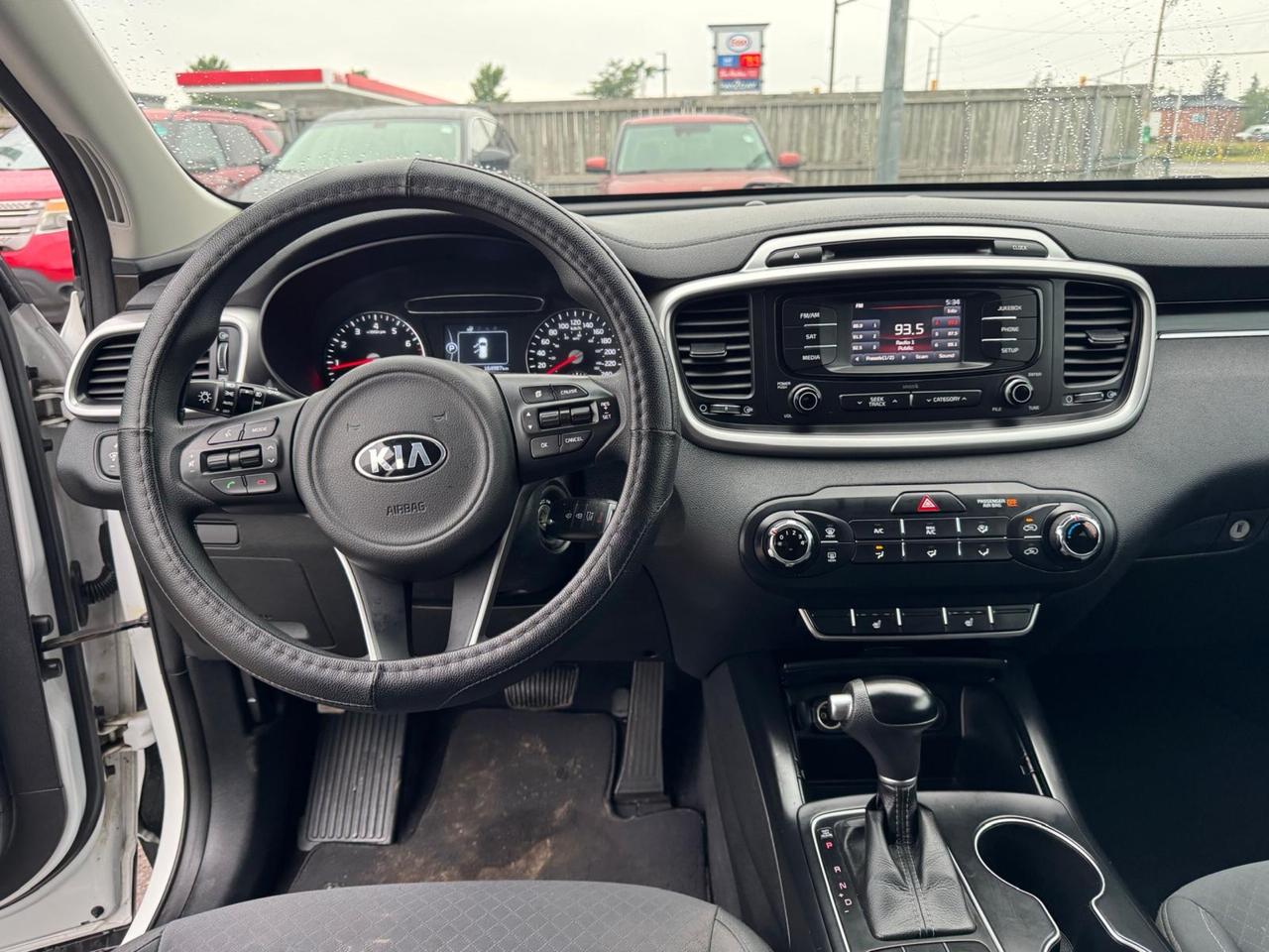 2018 Kia Sorento LX, NO ACCIDENTS, 4 CYLINDER, CERTIFIED Photo