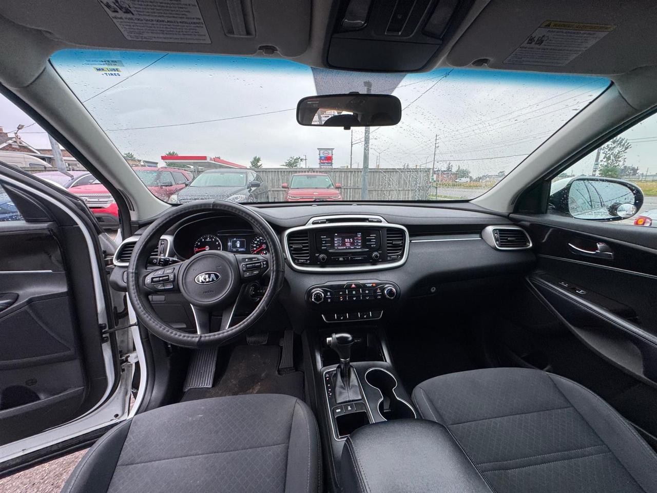 2018 Kia Sorento LX, NO ACCIDENTS, 4 CYLINDER, CERTIFIED Photo