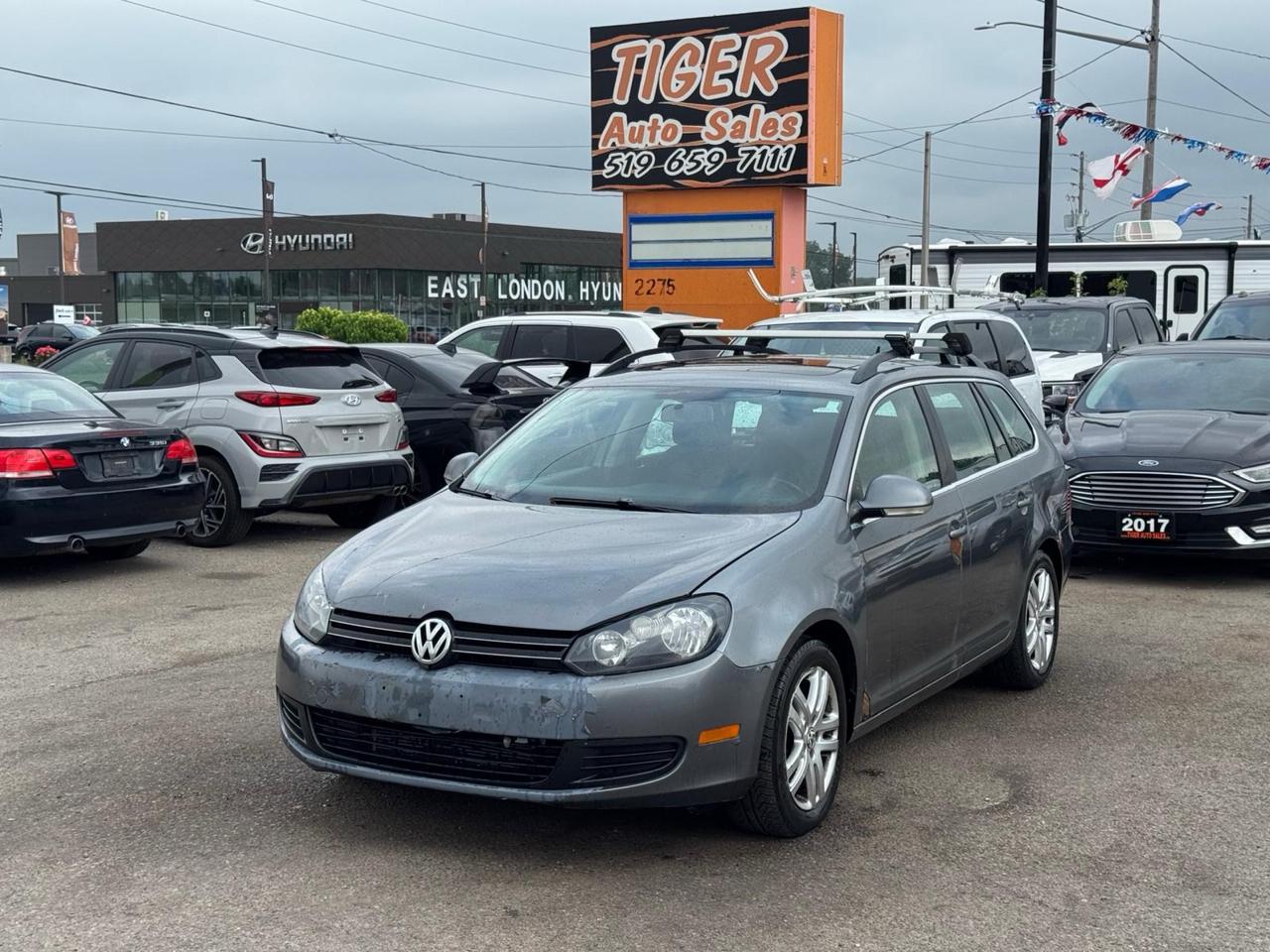 2011 Volkswagen Golf Wagon AS IS, Trendline, MANUAL, RUNS WELL - Photo #1
