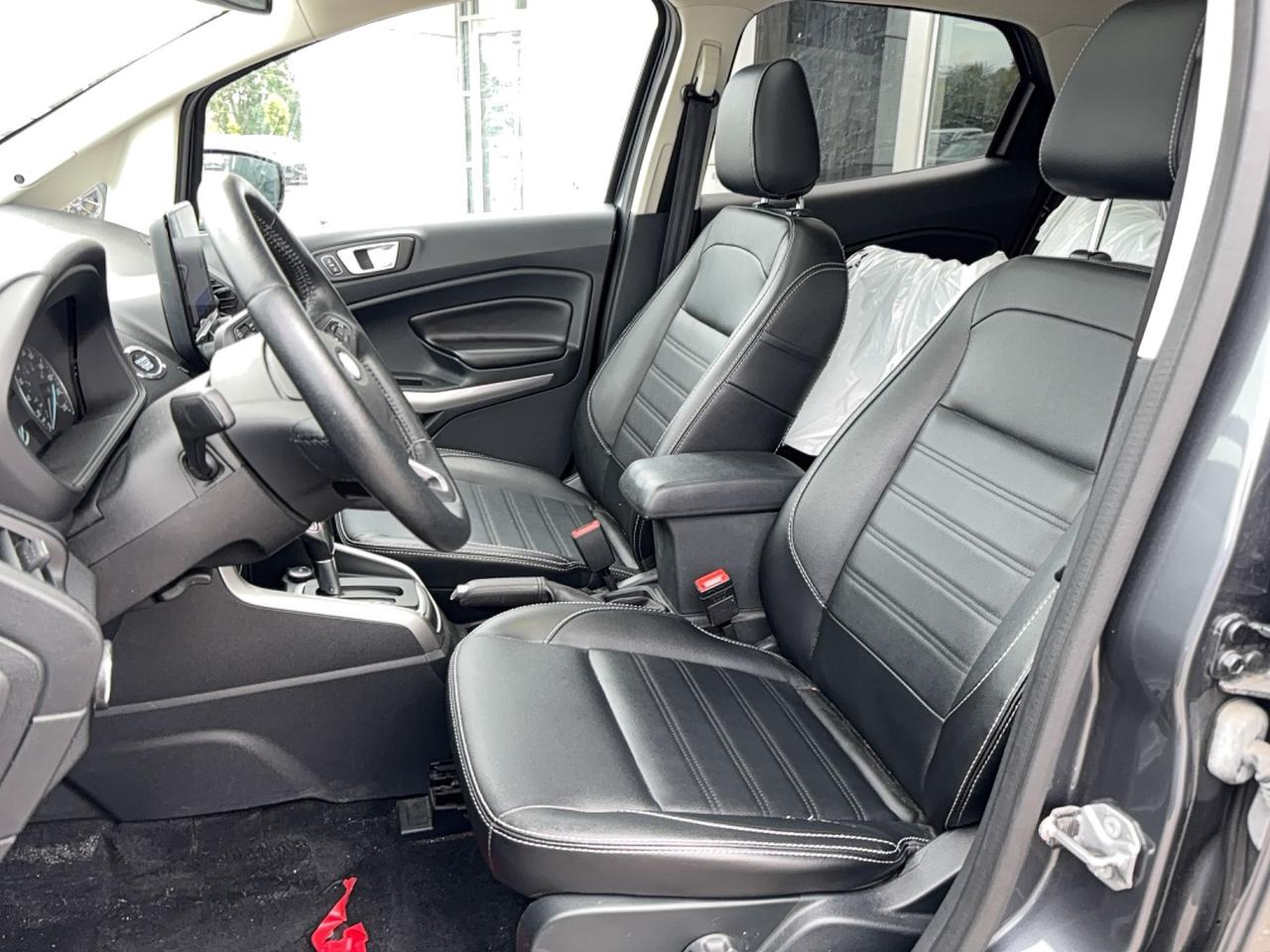 2022 Ford EcoSport TITANIUM, HEATED WHEEL, 17'S, SPORT DECAL! LOW KMS Photo