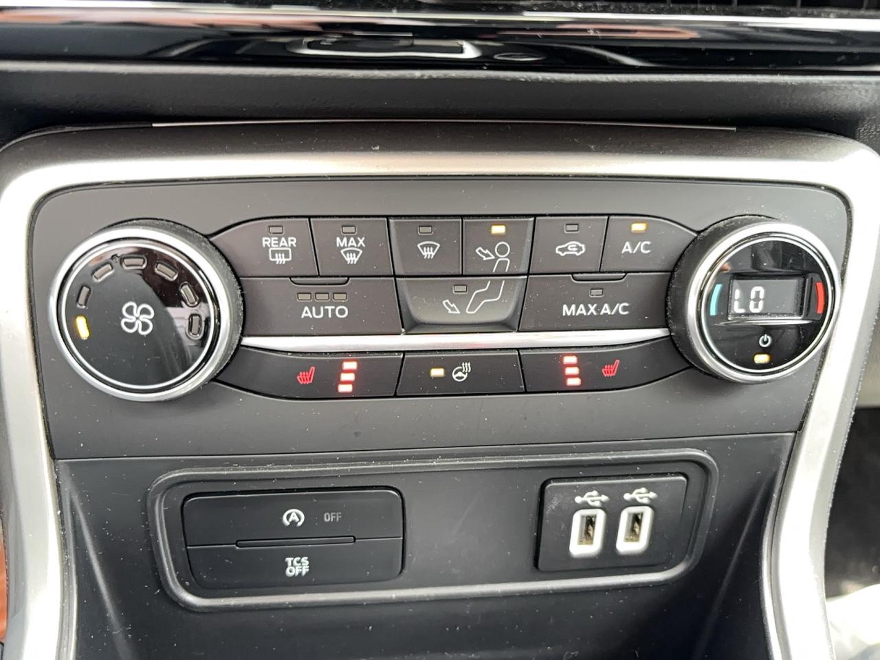 2022 Ford EcoSport TITANIUM, HEATED WHEEL, 17'S, SPORT DECAL! LOW KMS Photo