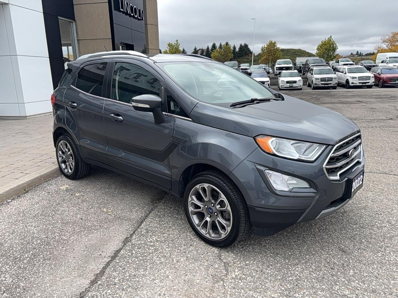 2022 Ford EcoSport TITANIUM, HEATED WHEEL, 17'S, SPORT DECAL! LOW KMS Photo2