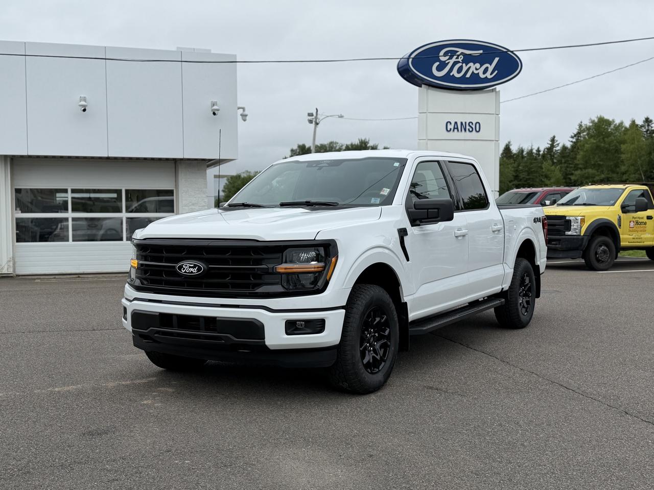 2026 Ford F-150 XLT 4WD SuperCrew 5.5' Box Photo2