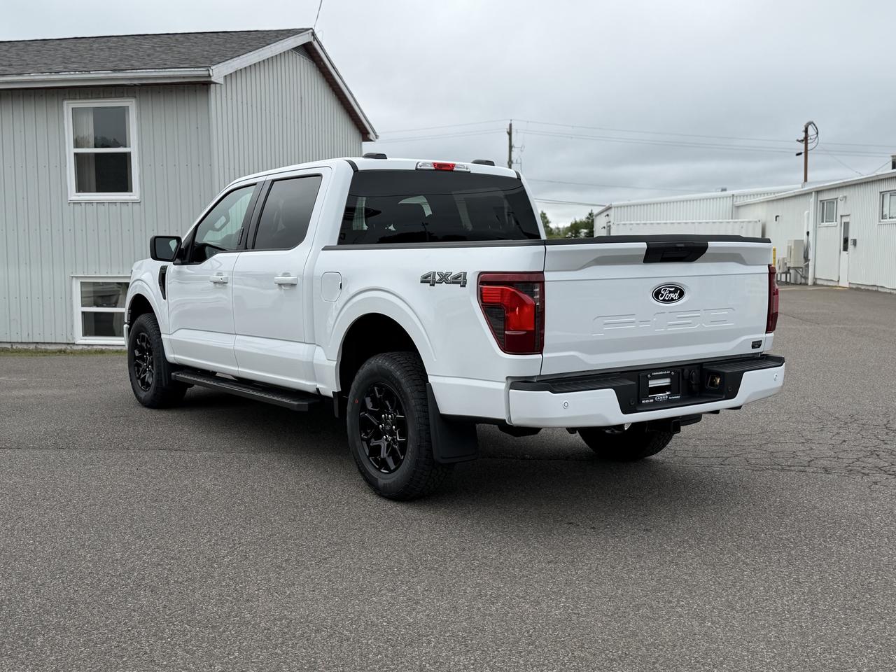 2026 Ford F-150 XLT 4WD SuperCrew 5.5' Box Photo4