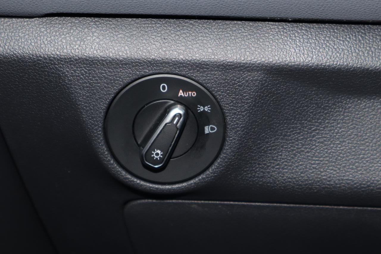 2026 Volkswagen Jetta Comfortline AUTO Photo