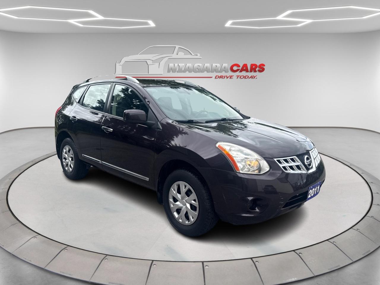 2011 Nissan Rogue SV Photo