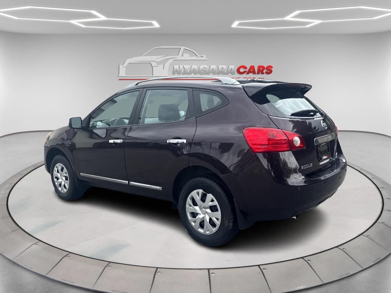 2011 Nissan Rogue SV Photo