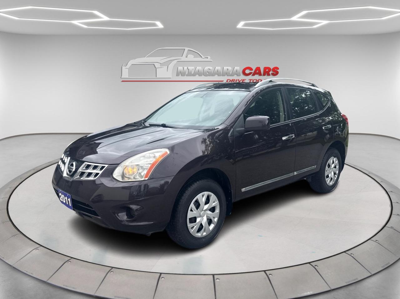 2011 Nissan Rogue SV Photo
