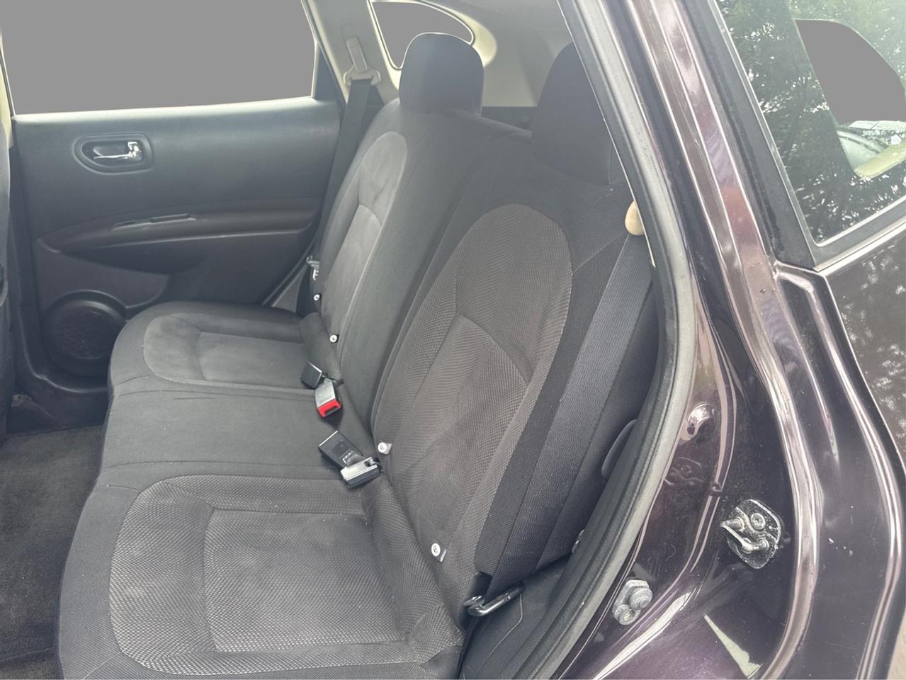 2011 Nissan Rogue SV Photo