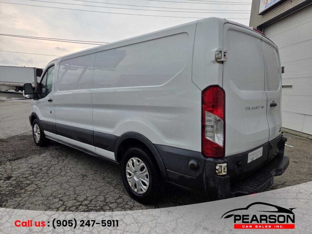 2017 Ford Transit T 150 Photo